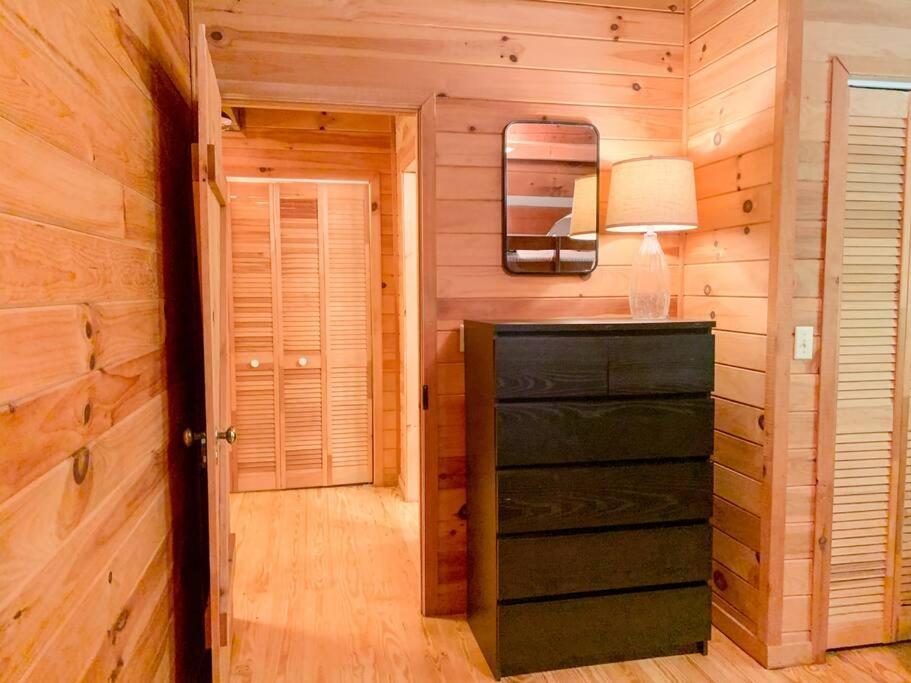 Hot Tub, Porch Swing Bed, Fire Pit, Aska Adventure Villa บลูริดจ์ ภายนอก รูปภาพ